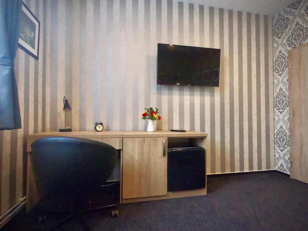 Restaurace Stara Lipa Hotel Česká Lípa Bagian luar foto