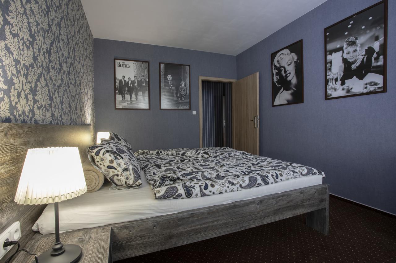 Restaurace Stara Lipa Hotel Česká Lípa Bagian luar foto